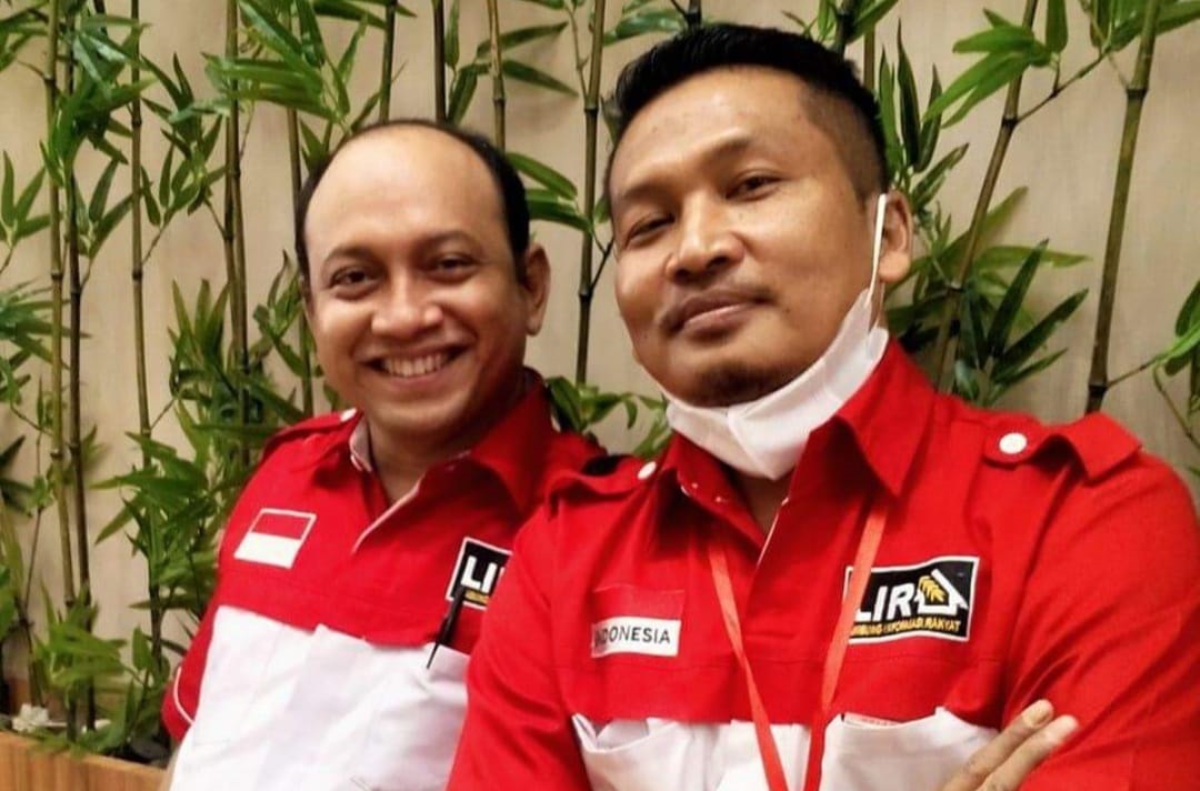 Presiden LIRa dan pengamat hukum tata negara UIN Andi Syafrani didampingi Bupati LIRA M Saleh Selian