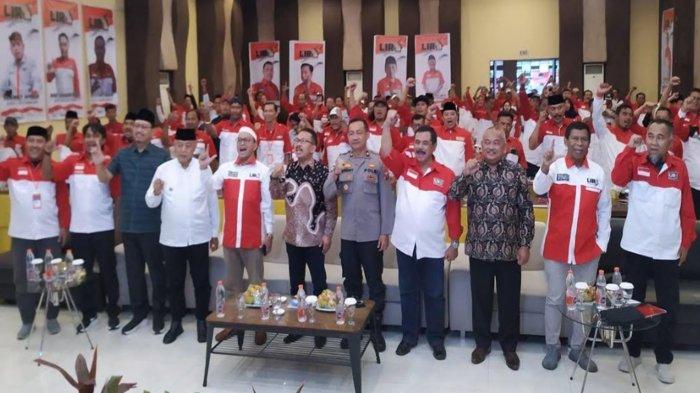 Pelantikan pengurus Dewan Pimpinan Wilayah (DPW) Lumbung Informasi Rakyat (LIRA) Jawa Timur periode 2023-2028 resmi dilantik, kemarin Sabtu (14/12/2024) di BeSS Resort and Waterpark Lawang, Kabupaten Malang.