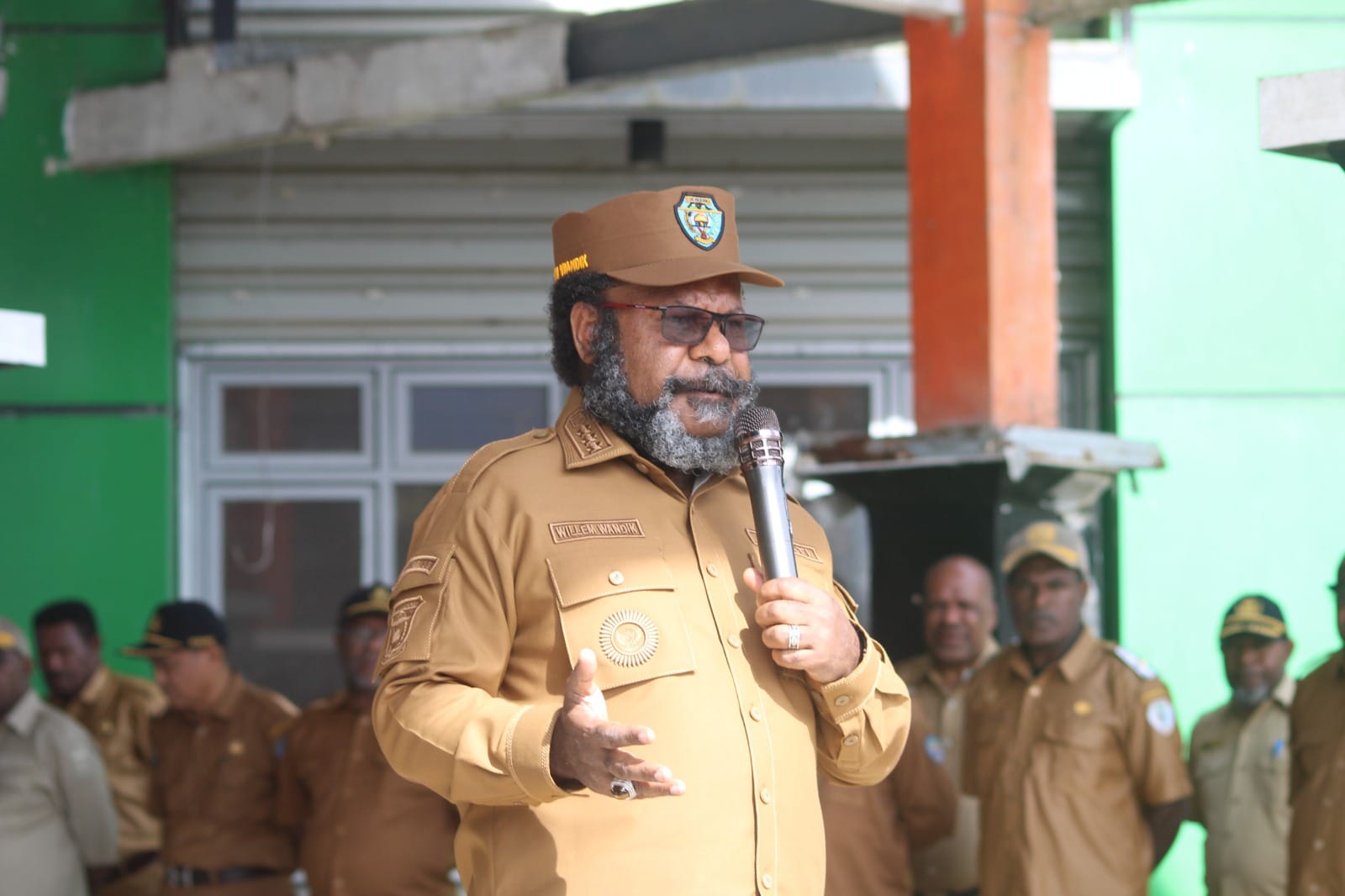 Bupati Tolikara, Willem Wandik S.Sos