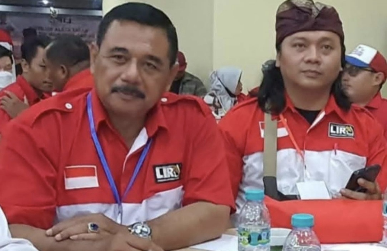 Gubernur LIRA Jawa Timur M. Zuhdy Achmadi (kiri) bersama Bupati LIRA Malang, Wiwid Tuhu P.(suaramalang.com)