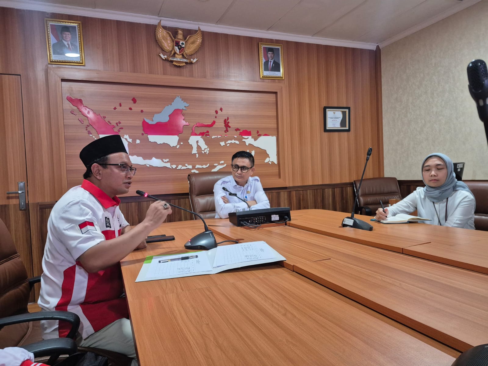 Audiensi DPP LIRA ke Kemendes RI DPP LIRA diterima audiensi oleh Kemendes RI, Senin, 7 Juli 2025.