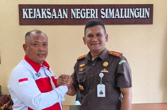 Audiensi LIRA Simalungun dengan Kejari Simalungun, Senin (15/12).