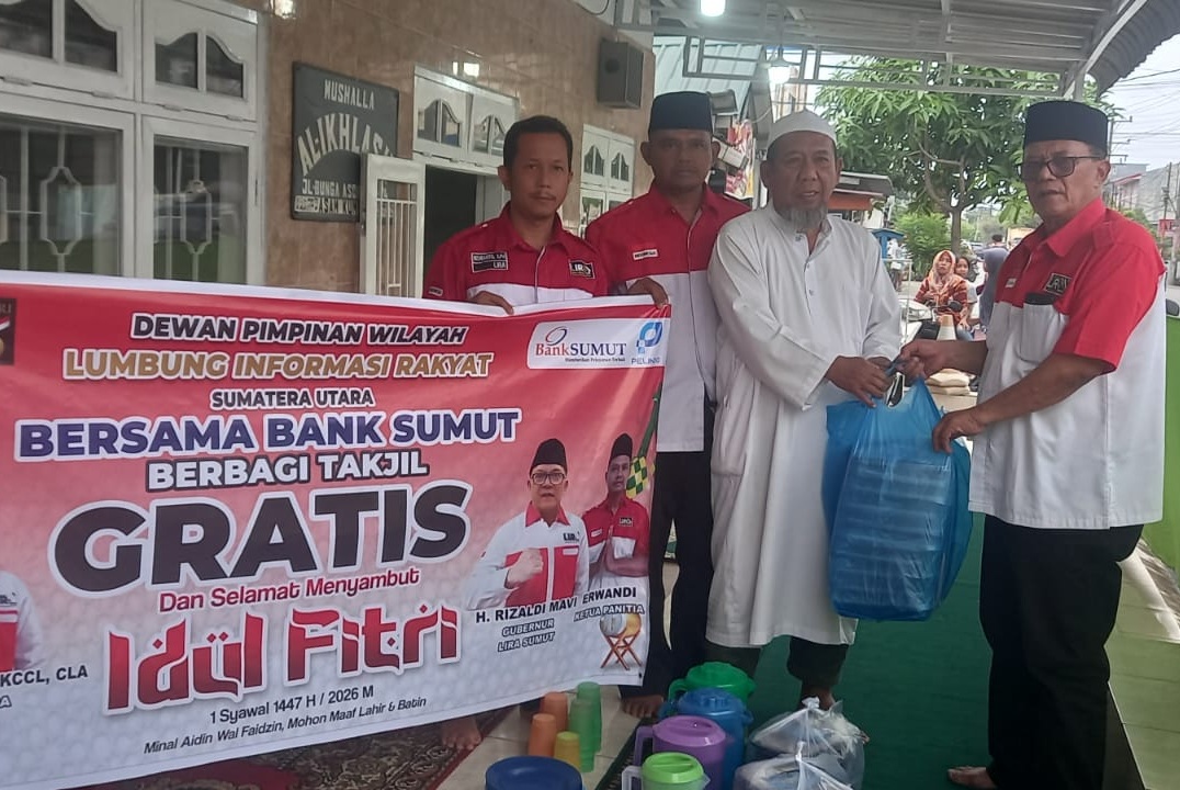 DPW LIRA Sumut Bersama Bank Sumut Berbagi Takjil Gratis
