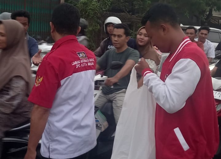 DPW LIRA Sumut Bersama Bank Sumut Berbagi Takjil Gratis