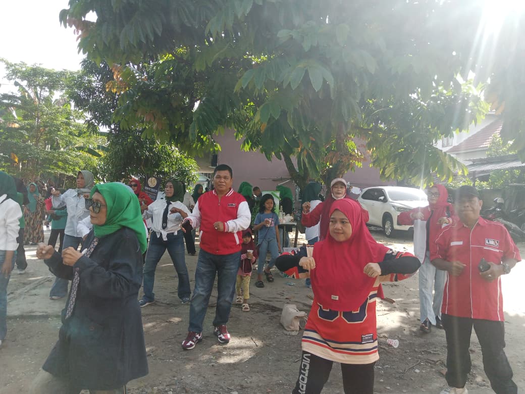 Kegiatan rutin DPD Pekanbaru senam bersama dan bakti sosial.