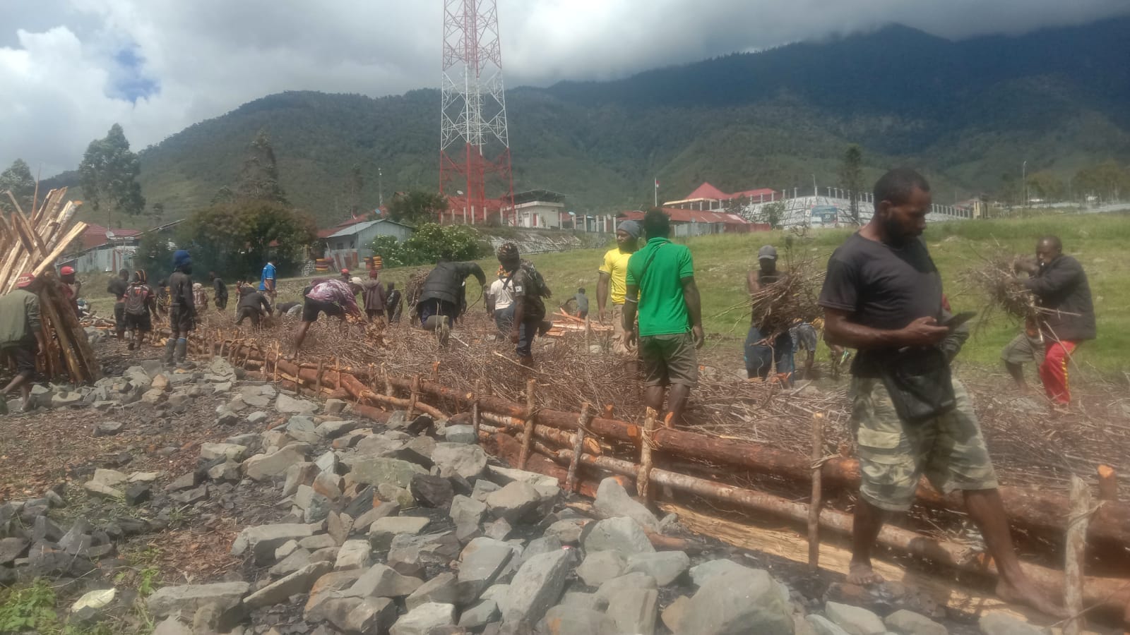 Persiapan Kegiatan Syukuran CPNS Formasi Tahun 2024 di Puncak Jaya